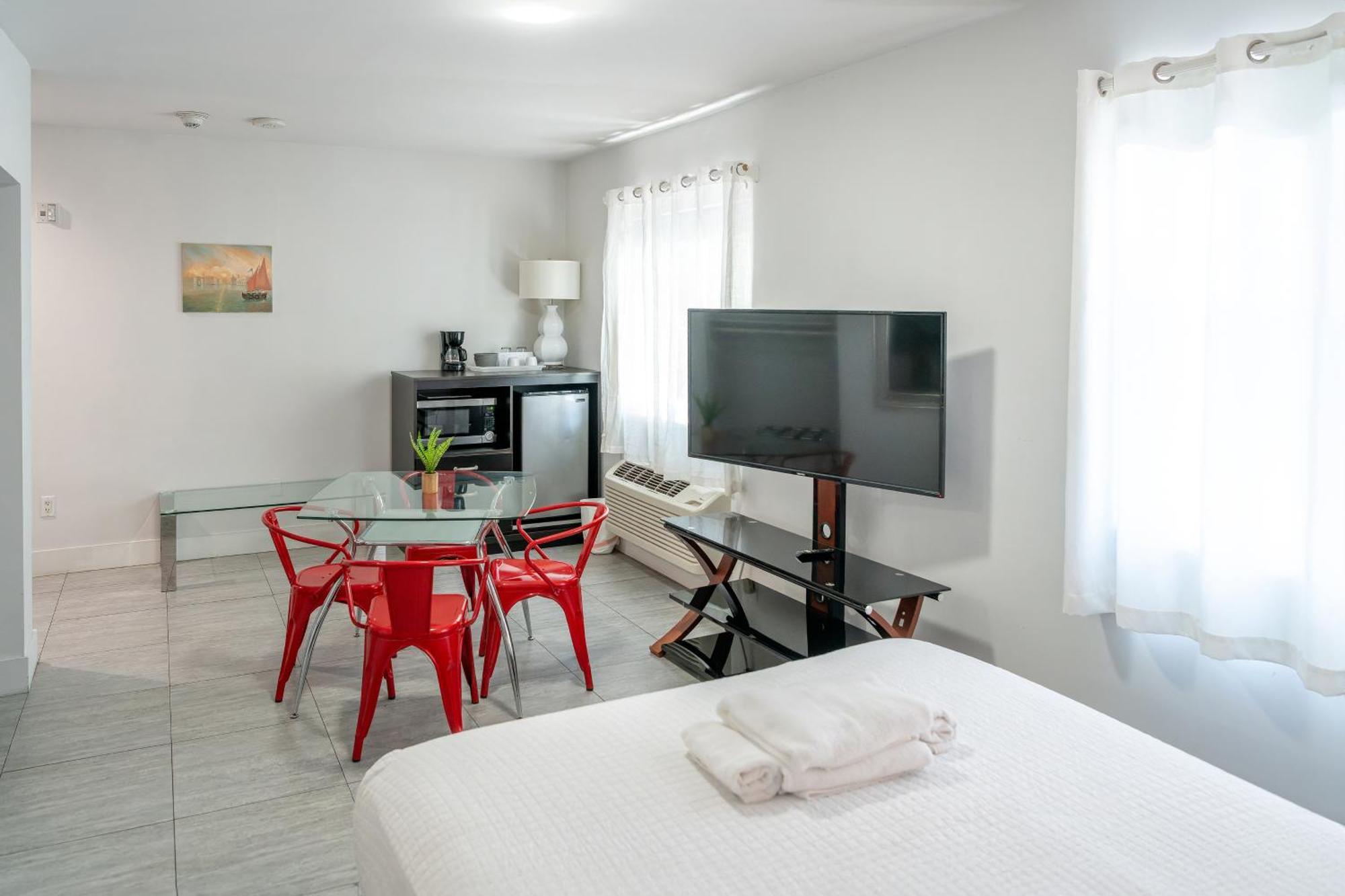 Deluxe Suite